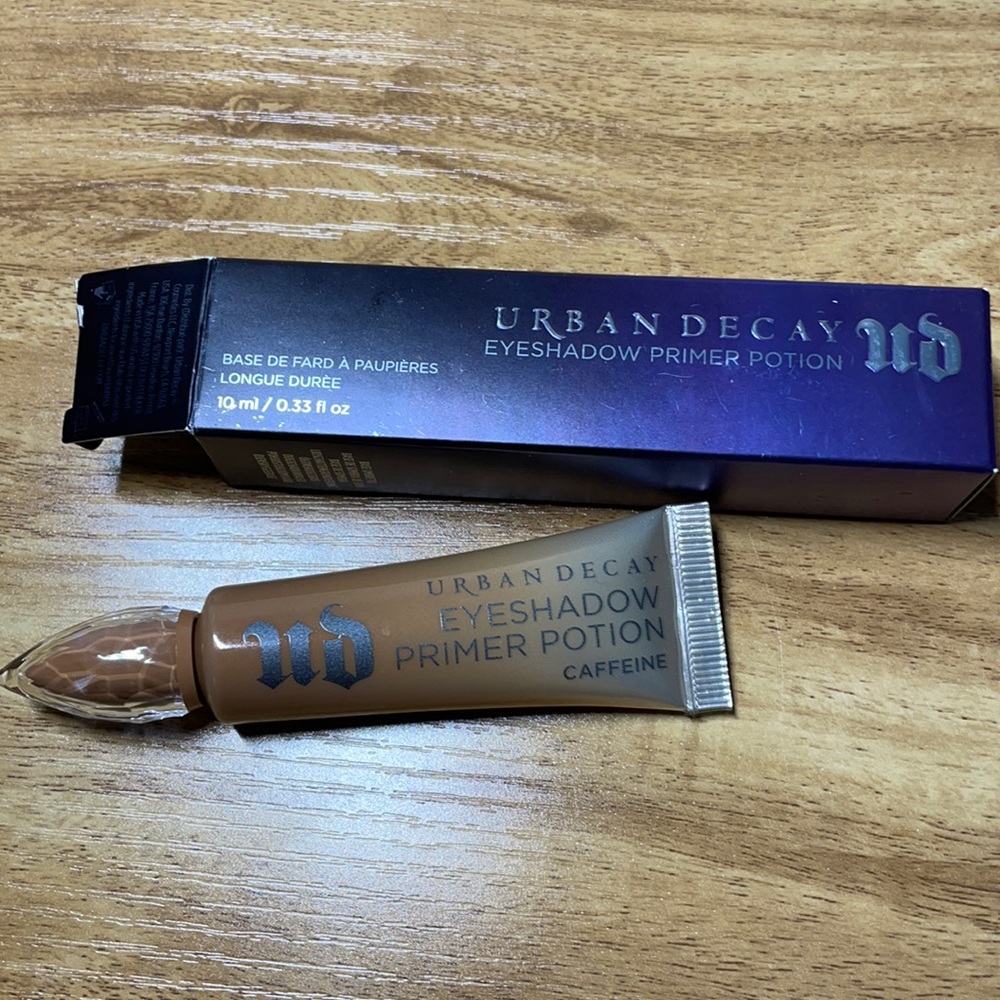 Brand new eyeshadow primer Urban Decay.
